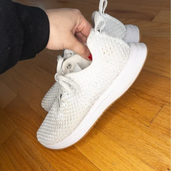 NOBULL Women’s Mesh Runners Sneakers - Picture 8 of 14